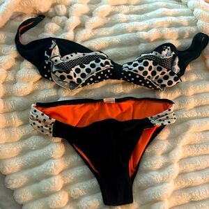 2 piece bathing suit